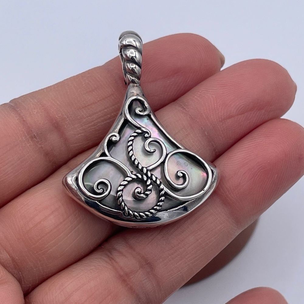 Carolyn Pollack Relios 925 Sterling Silver Mother of Pearl Openable Bell Pendant - Picture 3 of 7